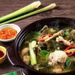 Canh gà lá giang lạ miệng thơm ngon với 3 cách làm sau